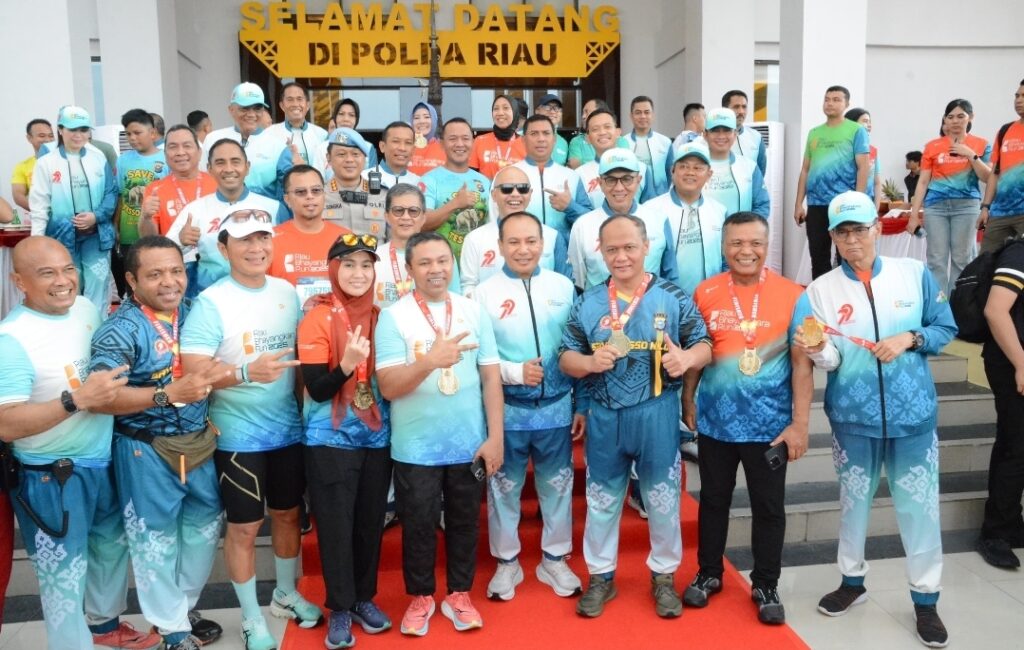 Danrem 031/Wira Bima Hadiri Gelaran Riau Bhayangkara RUN 2025 Bersama Kapolri