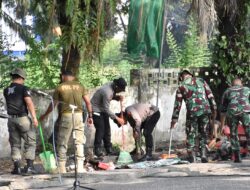 Merespons Instruksi Presiden, Danrem 031/WB Instruksikan Jajaran Laksanakan Aksi Peduli Kebersihan Hingga ke Pedesaan