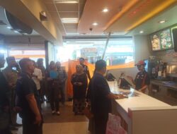 Satpol PP Pekanbaru Awasi Restoran dan Rumah Makan yang Buka Siang Hari