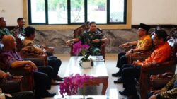 Danpuslatpur dan Bupati OKU Perkuat Kolaborasi Strategis di Mako Puslatpur