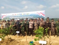 Reforestasi 2.574 Ha TNTN Resmi Dimulai, Danrem 031/WB Brigjen TNI Dr. Agustatius Sitepu, S.Sos.,M.Si.,M.Han Tegaskan Komitmen Pulihkan TNTN