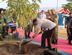 Pangdam XIX/TT Dampingi Menhan RI Tinjau Galangan di Batam, hingga Resmikan Masjid