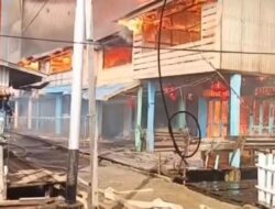 Kebakaran Ludeskan 26 Rumah di Inhil, Mapolsek dan Kantor Babinsa Juga Terbakar