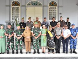 Perkuat Kebersamaan, Danrem 031/WB Sambangi Forkopimda Kabupaten Siak