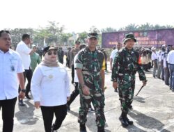 Danrem 031/WB Brigjen TNI Dr. Agustatius Sitepu, S.Sos., M.Si., M.Han Tekankan Gotong Royong dalam Pembukaan TMMD ke-128 Kodim Bengkalis