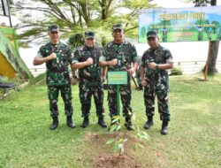 Danrem 031/WB Bersama Ketua Persit KCK Koorcab Rem 031 PD XIX/TT Gelorakan Gerakan Penghijauan