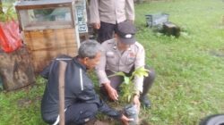 Kejar Target 1 Juta Pohon, Polsek Limapuluh Hijaukan Kelurahan Cinta Raja